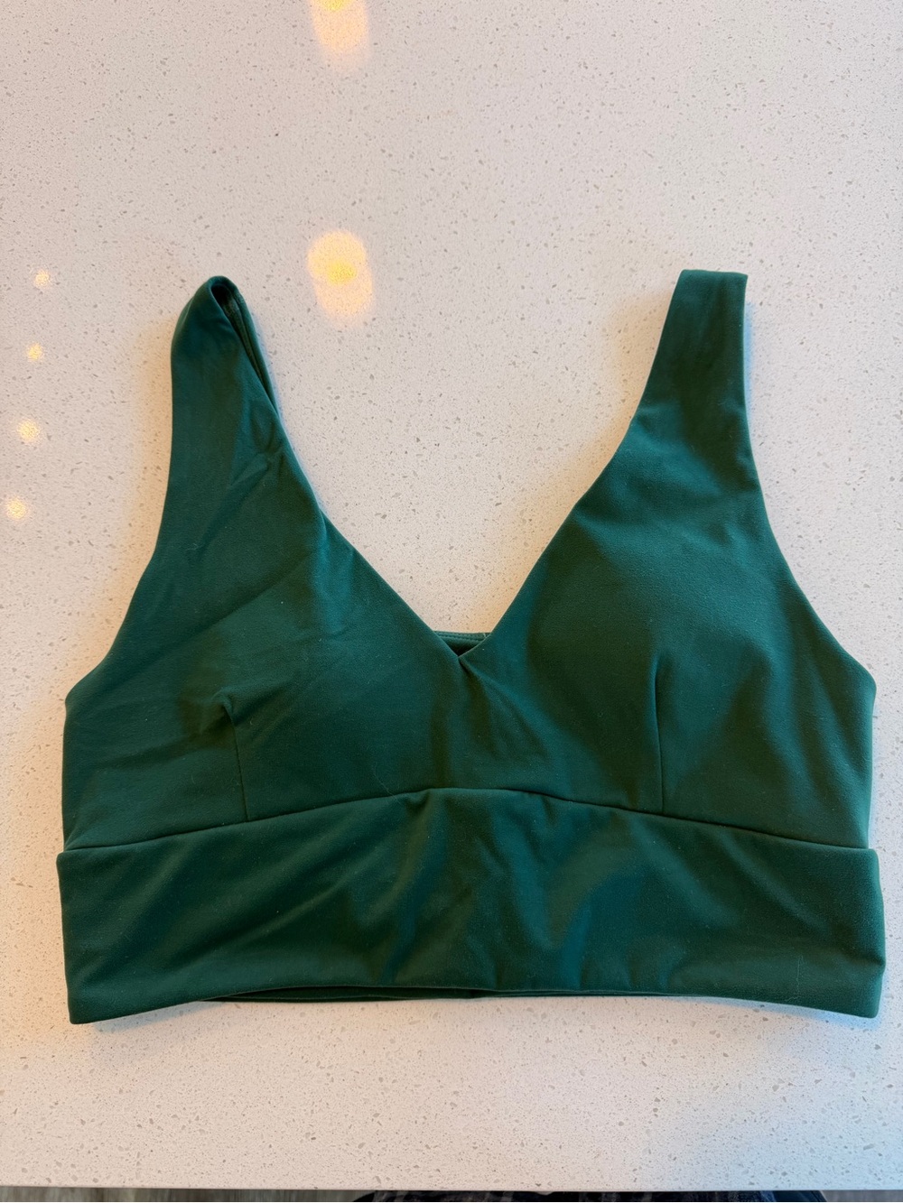 Alphalete V-Neck sports Bra Forest Green